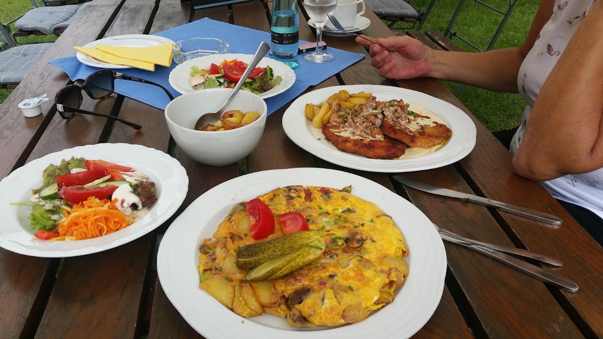 Korber's Gasthof Speiselokal U. Cafe-8